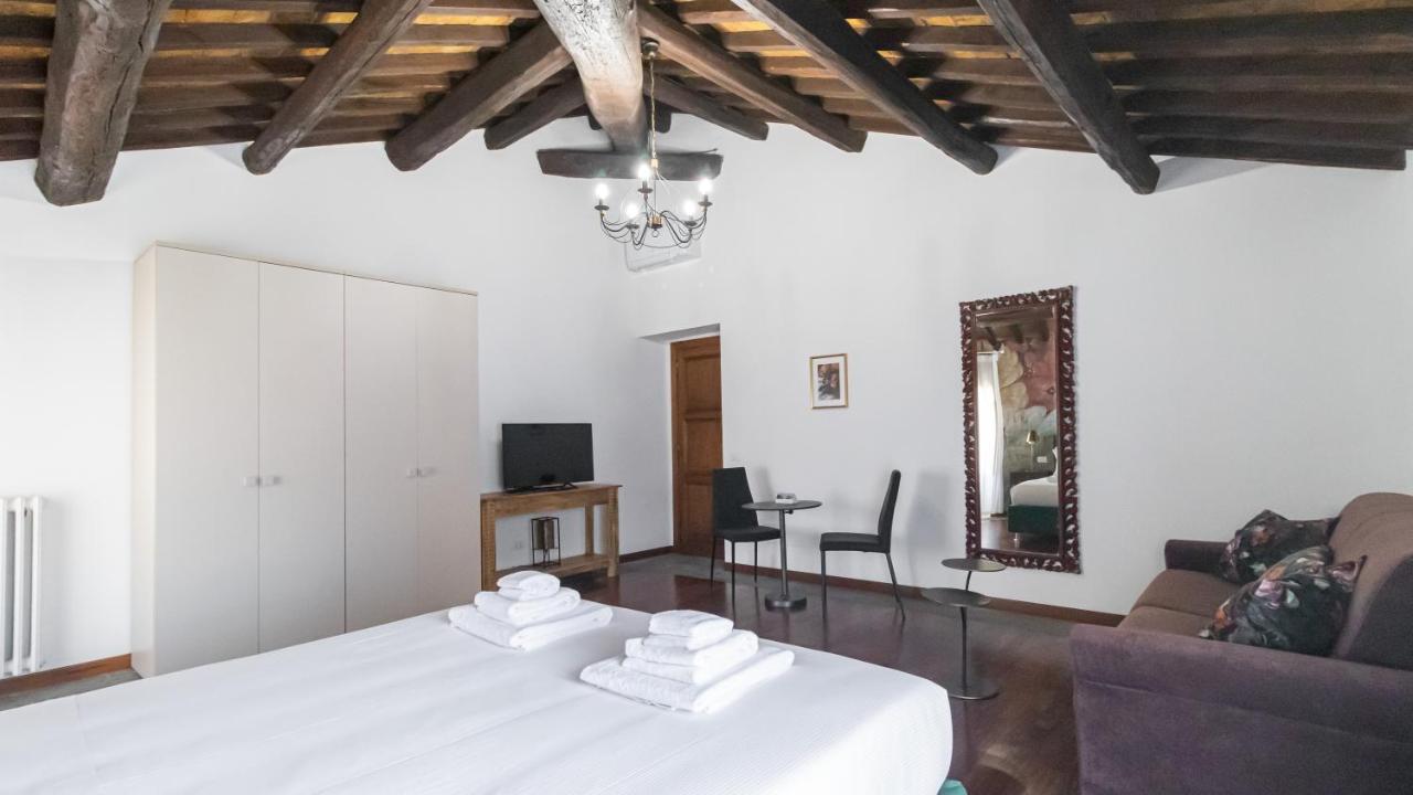 Italianway - Barberini Elegantia Apartments Roma Exteriér fotografie