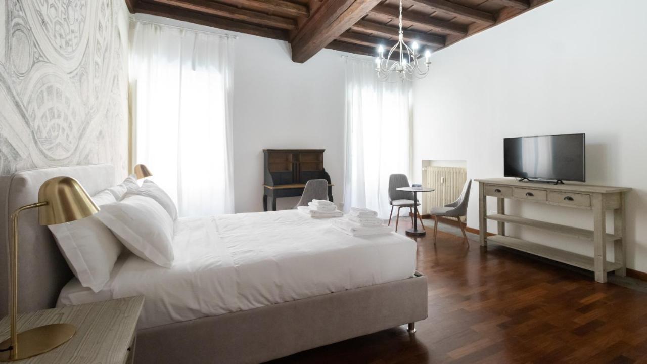 Italianway - Barberini Elegantia Apartments Roma Exteriér fotografie